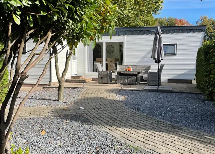 Boshuisje De Kastanje - Met Prive Hottub Alpstuga *