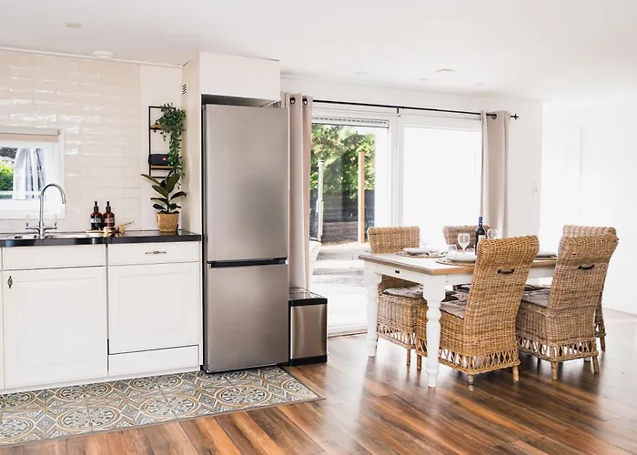 Boshuisje De Kastanje - Met Prive Hottub Putten